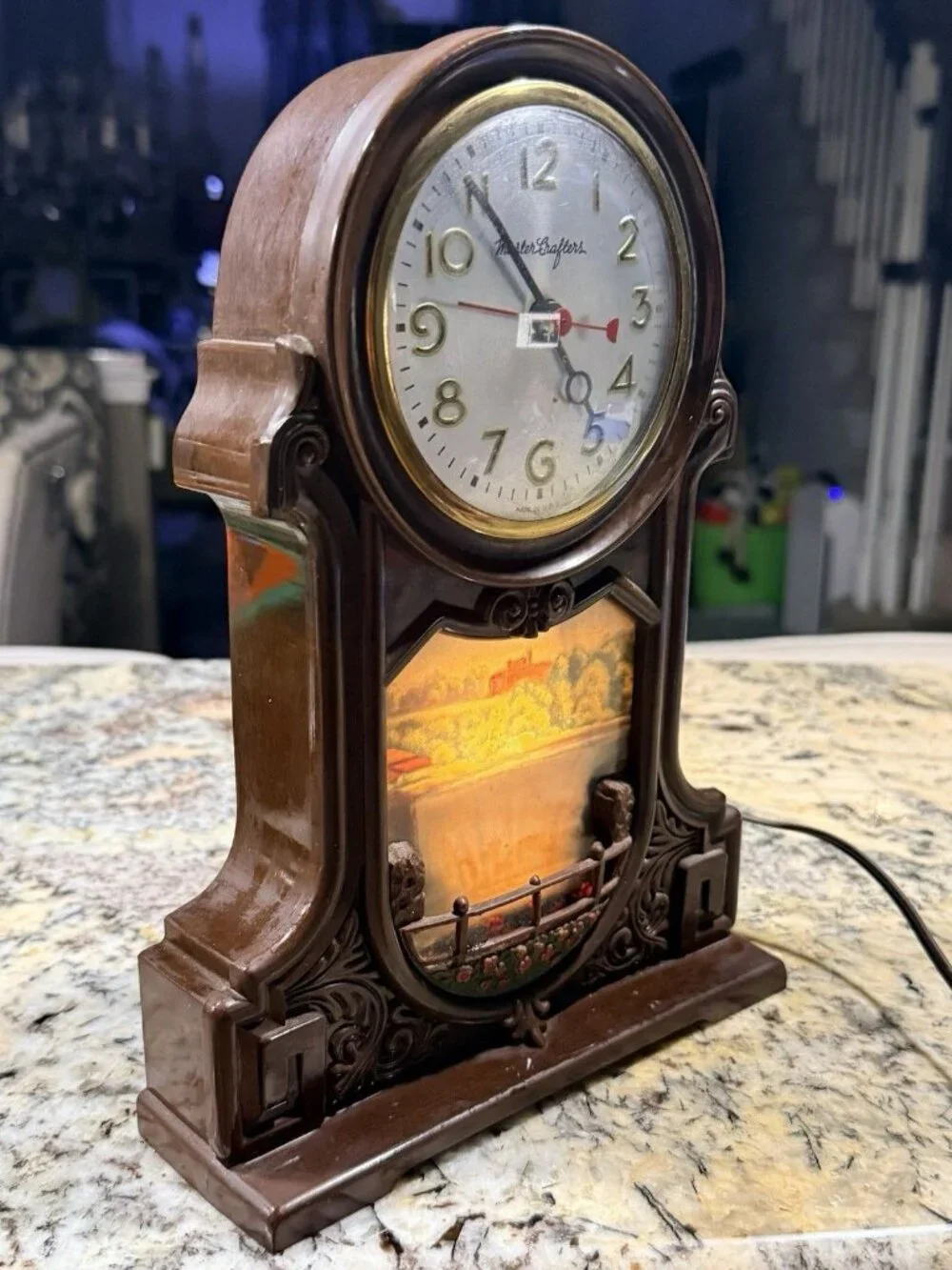 VTG MasterCrafters 254 Bakelite Illuminated Scenic Waterfall Mantel Clock